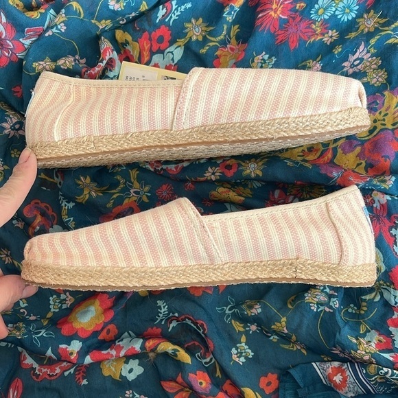 Brand New Toms Blossom Woven Stripe Rope Sole Slip On Flats Spring Pink Canvas - Picture 10 of 14